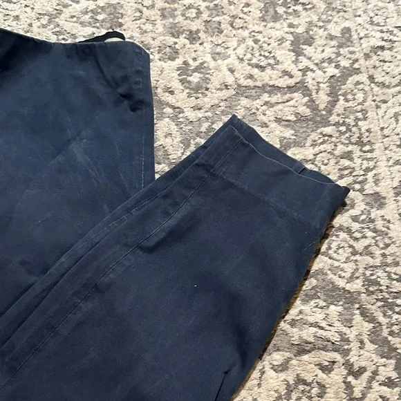 💙Women’s Pants💙 - Picture 3 of 7